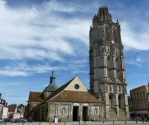 La tour de l'église de la Madeleine à Verneuil sur Avre